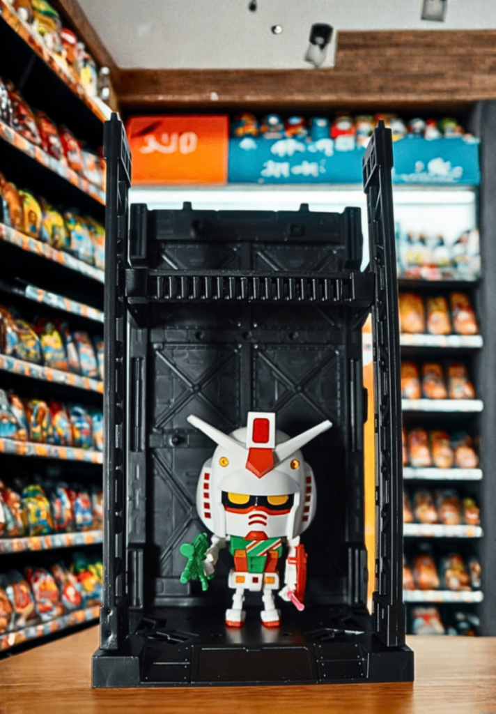 ガンプラくん セブン・イレブン限定カラー GUNPLA-KUN 7‐Eleven LIMITED COLOR by Pandaddy&Co.–2枚目/制作者：Pandaddy