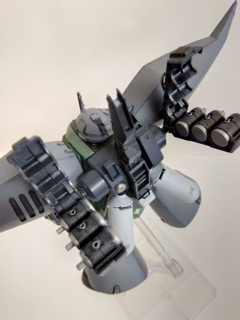 ファンネルコンテナ展開。