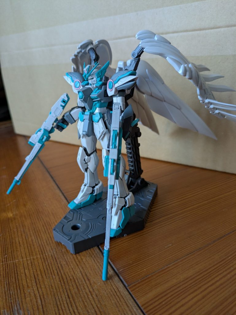ウイングガンダムゼロカスタム(初音ミクカラー)