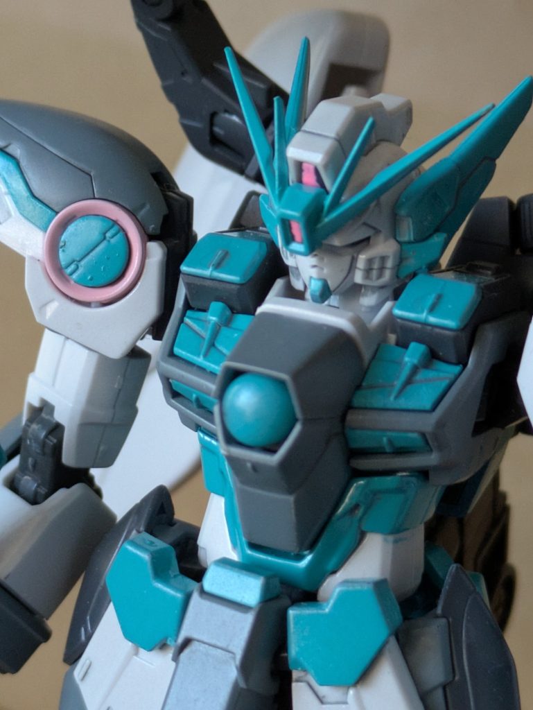 ウイングガンダムゼロカスタム(初音ミクカラー)–2枚目/制作者：のぶのすけ