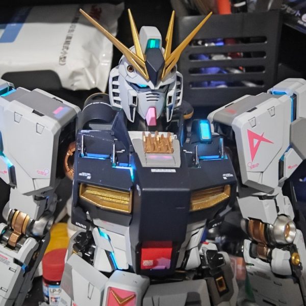 MG 1/100 νガンダム Ver.ka（フェーズ③：外装の塗装）