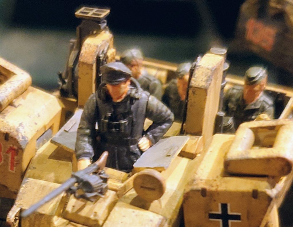 HGUCの陸戦型ガンダムとEz8です。–3枚目/制作者：FUBAR