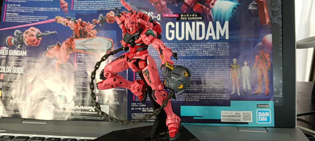 ハンマーは台座が無くとりあえず足元に引っ掛けつつソレっぽいアクションを