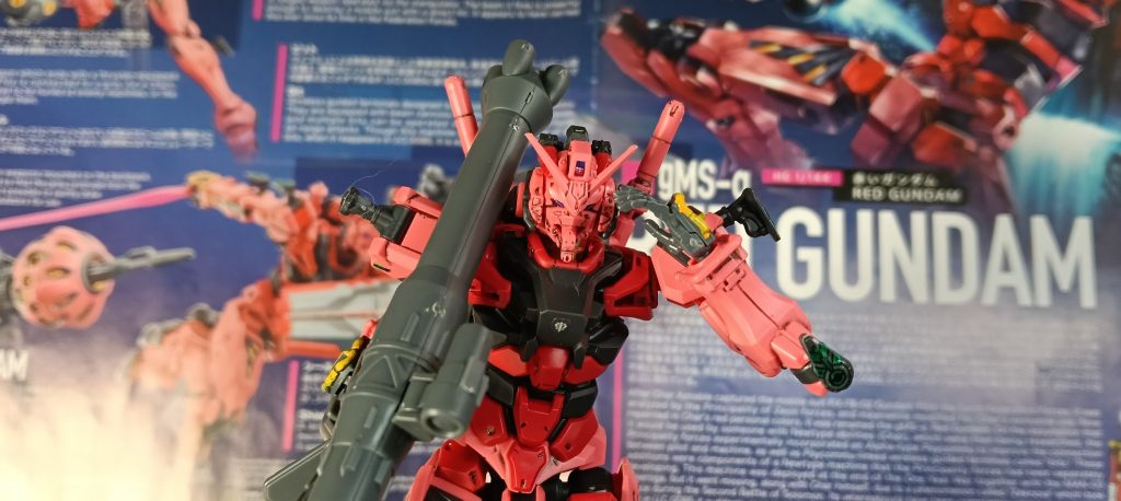 貴方は良い上官だった…赤いガンダム