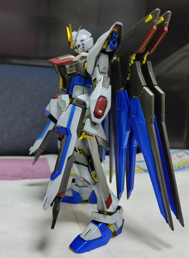 側面です。