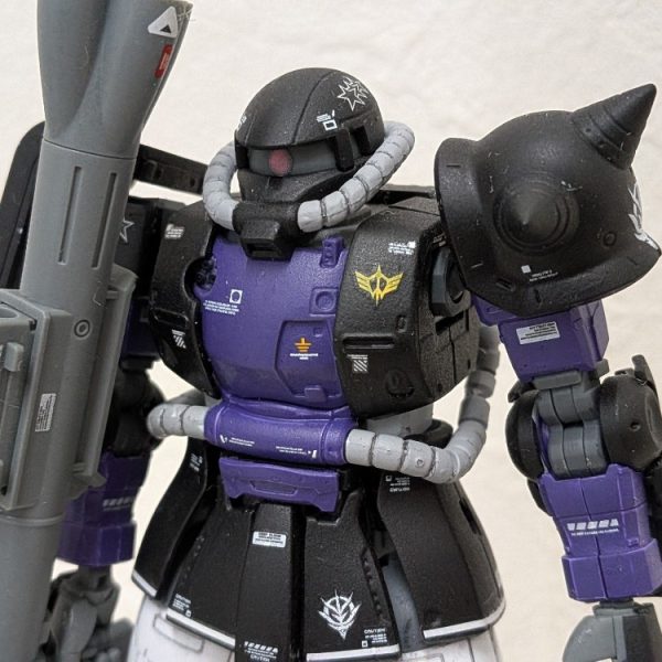 ザクII　ペインティングモデルを黒い三連星カラーに！
