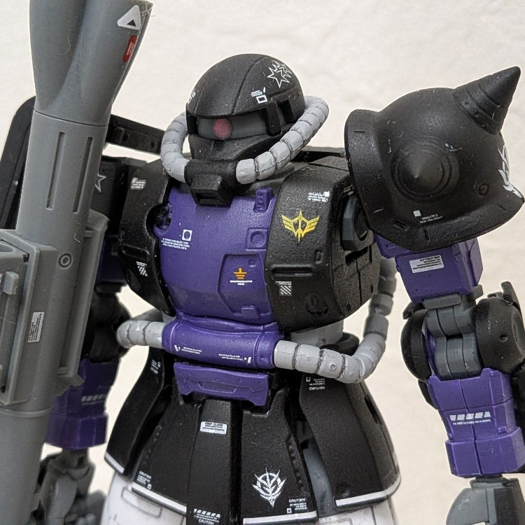 ザクII　ペインティングモデルを黒い三連星カラーに！