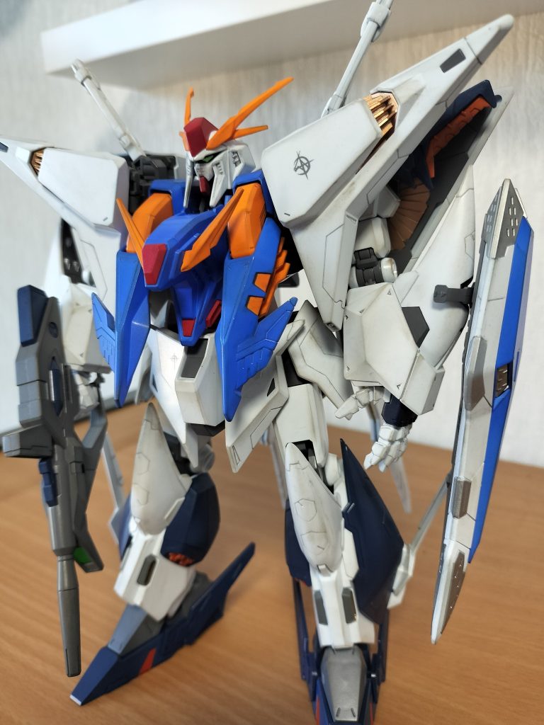 マフティーのデカールとライフルのスコープのシールは使いましたが他は全部塗り分けてちょっと汚しで完成。