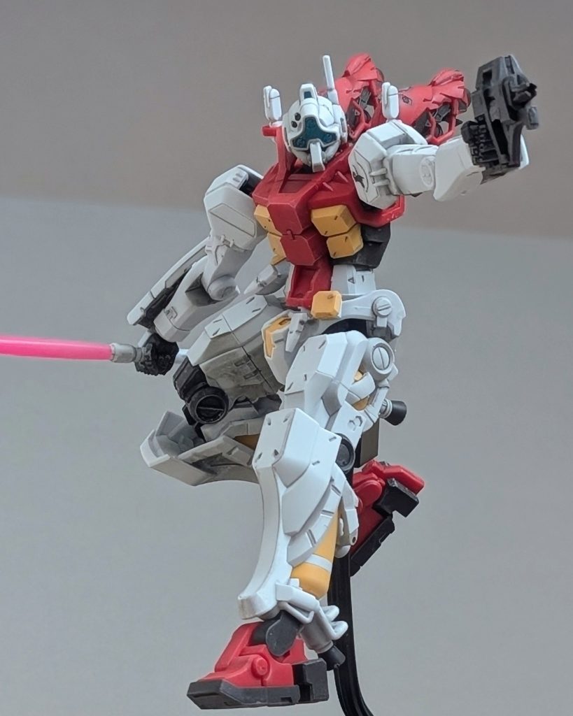 半ツヤのトップコートを使っています。塗り分けはディスペアのガンメタを使いました。