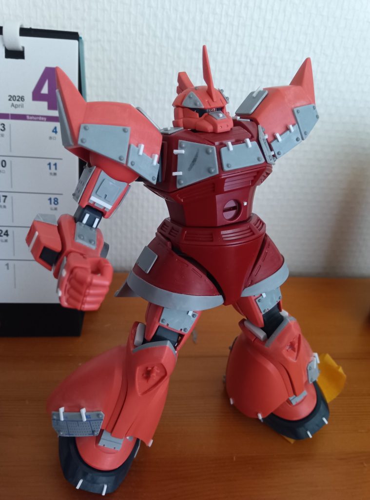 ランナーと一緒にハッチの丸い部品を捨ててしまったようです。