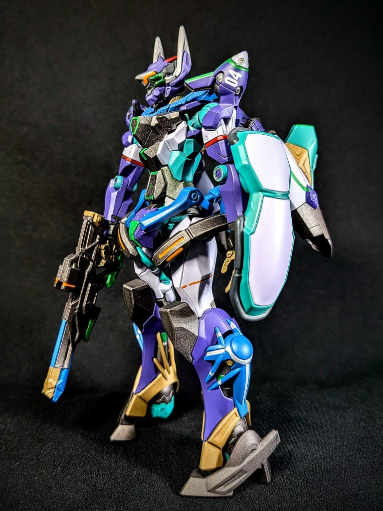 設定の色よりシルバー、メタリック系をたくさん使ってアニメ感を抑えてみました。