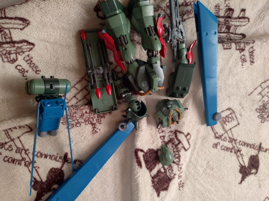 ガンプラの箱を整理していたら箱から出てきた状態