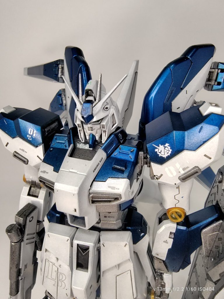 Hi-νガンダム【MG旧キット】チタニウムフィニッシュ風　