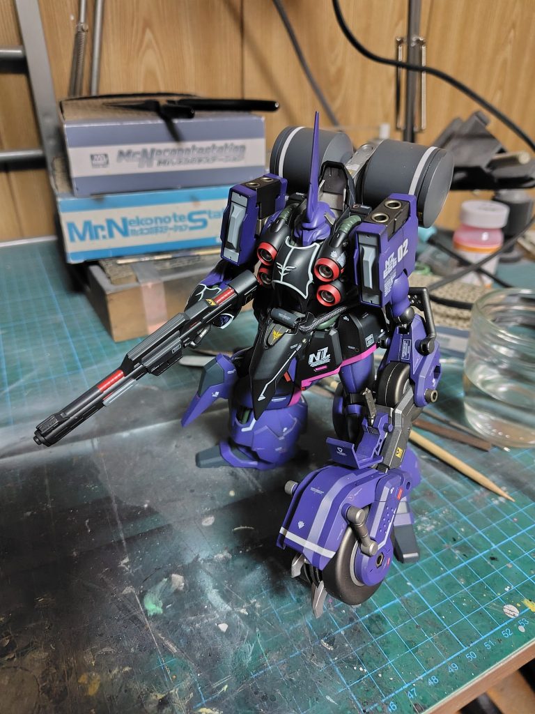 デカールも余りを適当に貼りまくったので騒がしいし統一感もありませんw