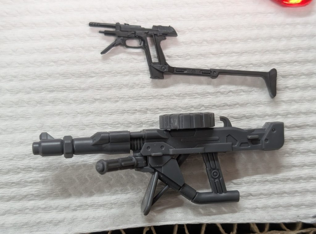 武器はリトルアーモリーの93Rを持たせました(*｀･ω･)ゞ