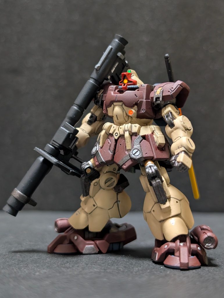 アーティファクト　ドムトローペン　サンドブラウン