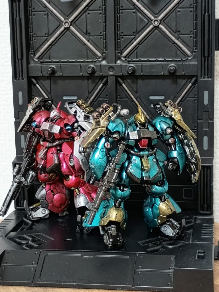 最後にクェス専用機とのツーショットを📸アーティファクトのヤクト・ドーガ　マッシブでかっけえなぁ〜✨️✨️