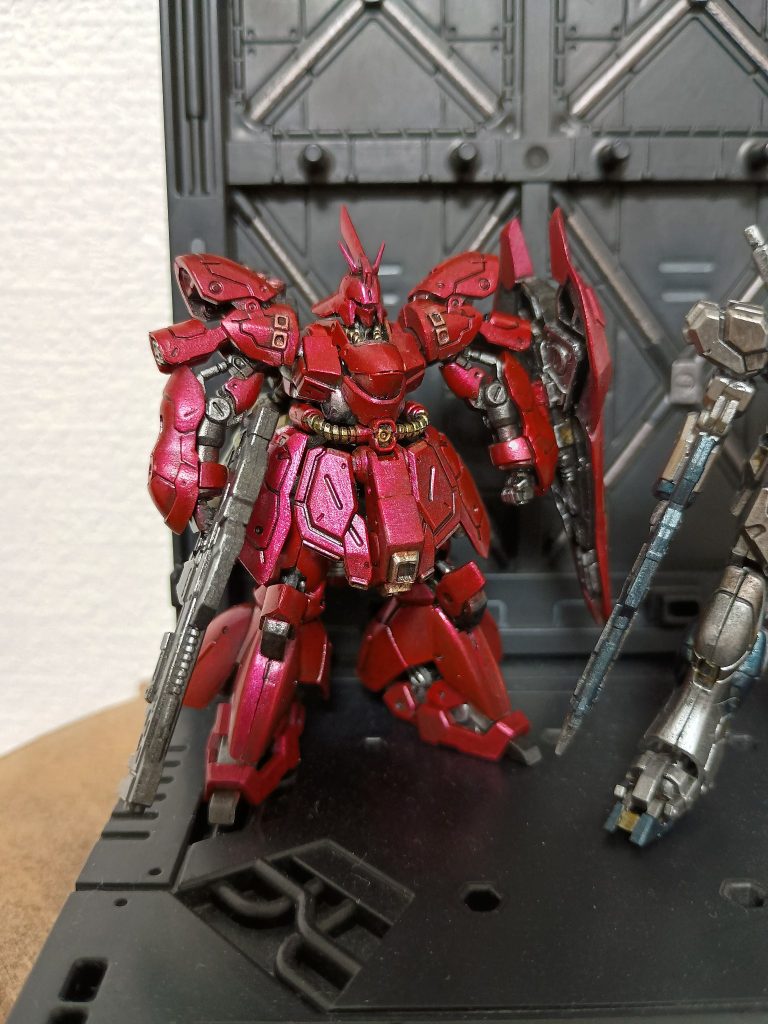 ガンダムアーティファクト　νガンダム＆サザビー–2枚目/制作者：窓際の陽炎
