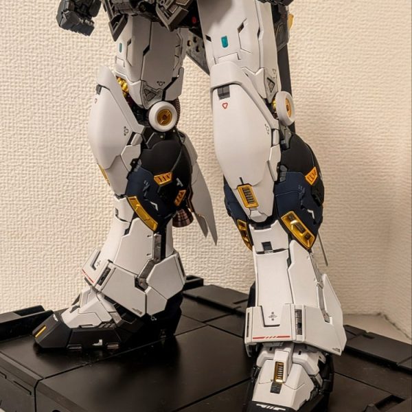 PGU νガンダム 脚外装