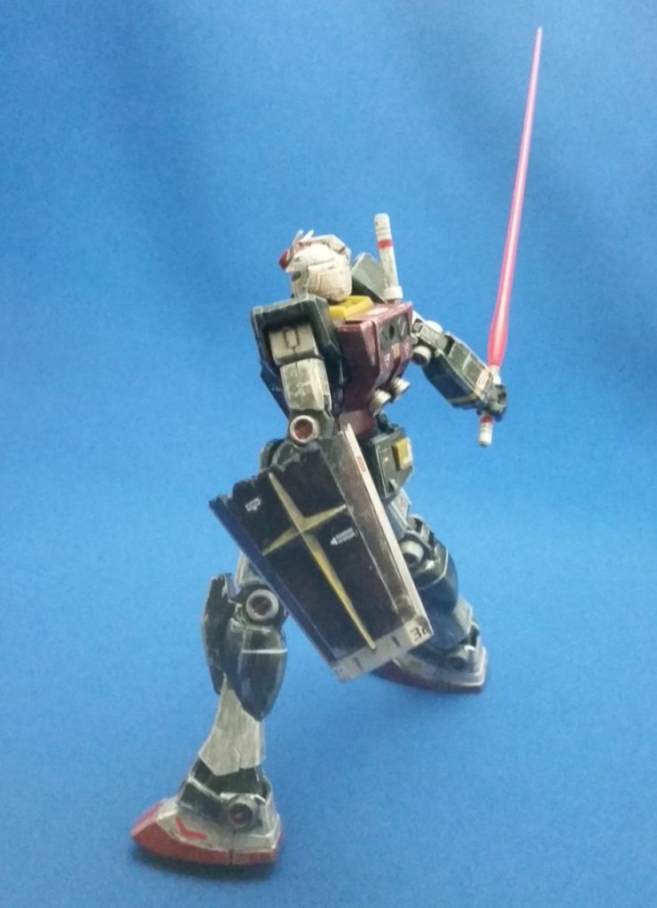 劇場版の機動戦士ガンダム　哀戦士のポスターが元ネタです大河原さんの絵を参考にするとデカールがかなり多めになりますプラモとのバランス考えて少し減らしてます