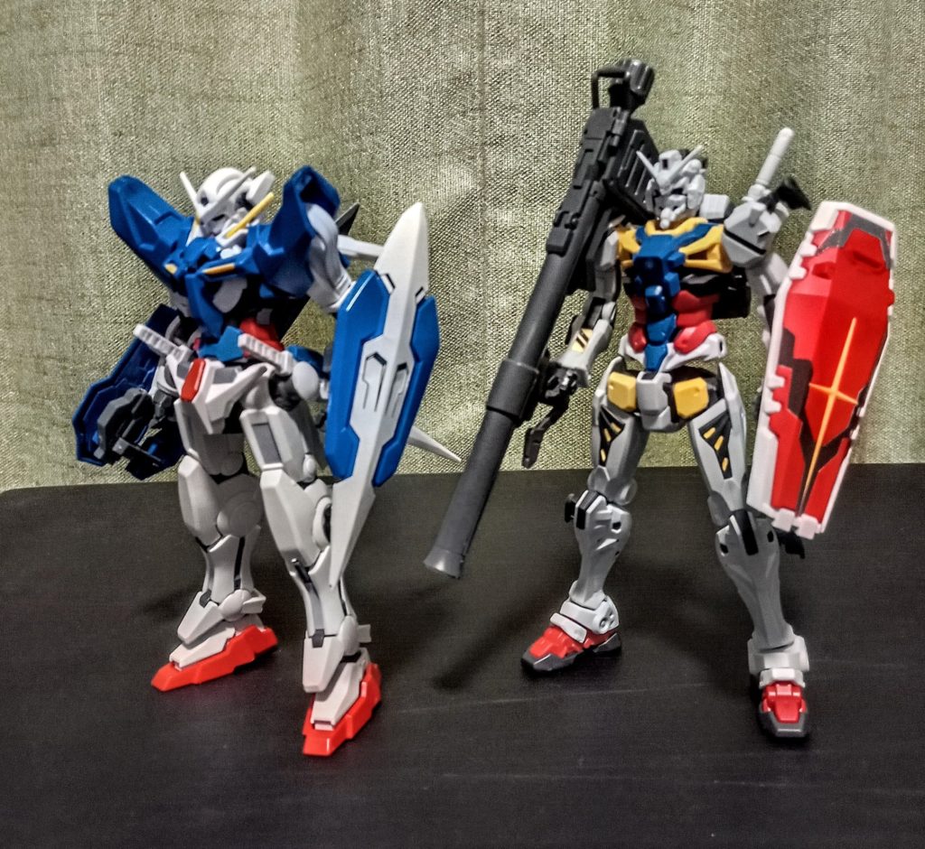 白いガンダムとエクシア
