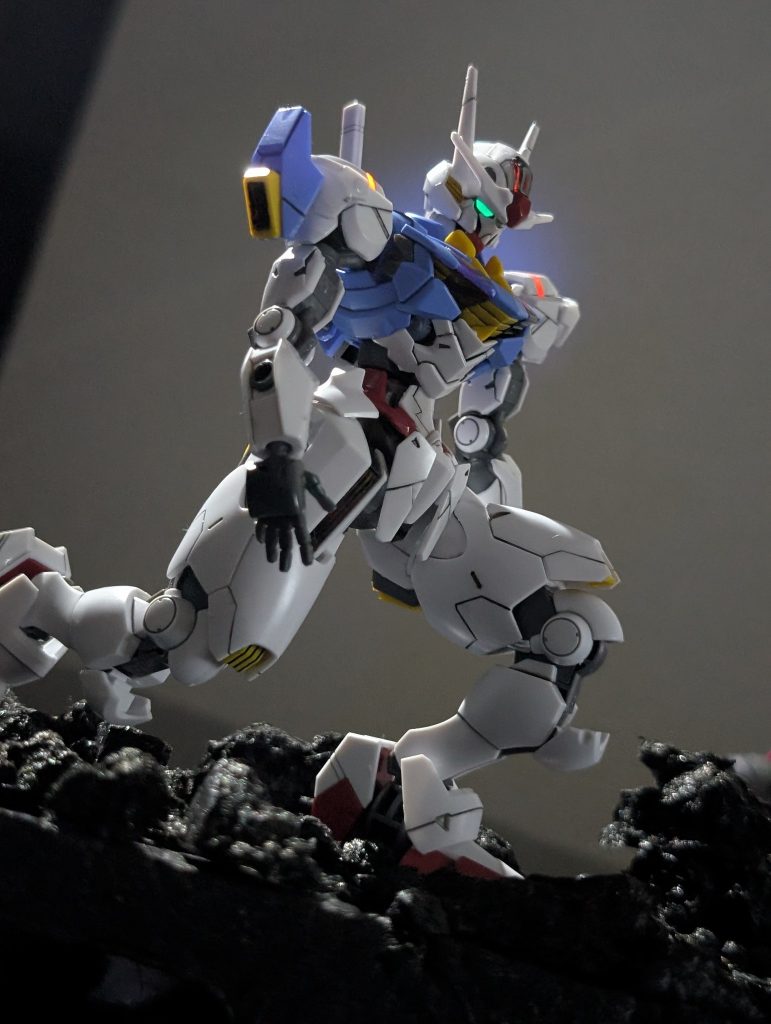 おまけエアリアルも作成していますが基本からそこまでイジってないので簡単に紹介です！目のビコーンに出来るように塗装！またベース色より少し暗くしています！以上！ここまで見て頂きありがとうございました！