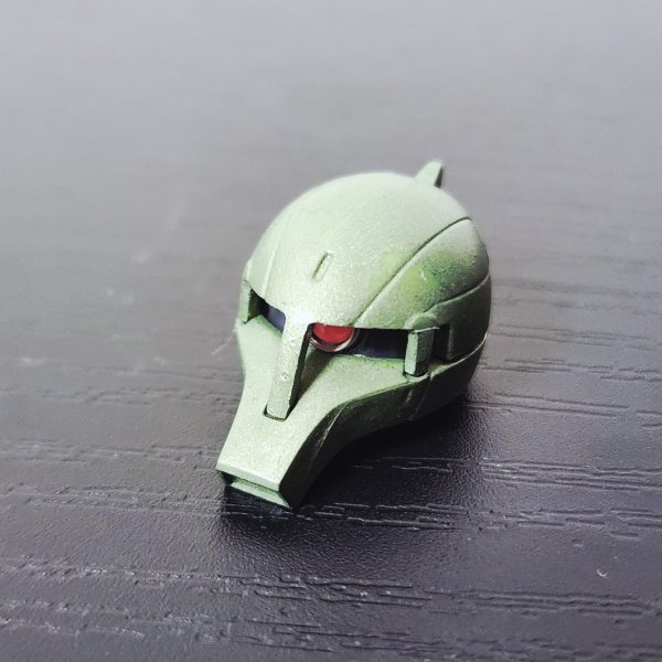結構いい感じになりました。機体名はMS-05G陸戦高機動型ザク(現地回収型)&nbsp;&nbsp;&nbsp;（2枚目）