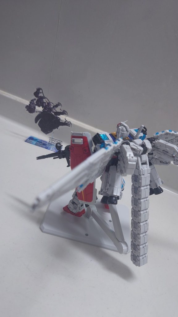 ジオングと戦闘