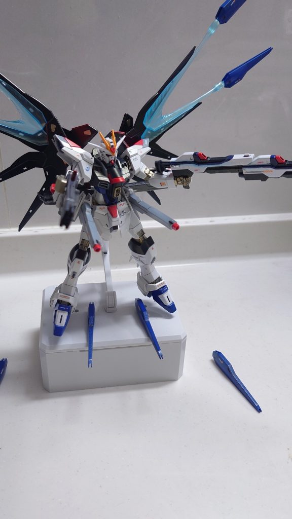 フルバーストモード！これはドラグーン展開してる感が出たと思うんですけど、どうですか(gundam-kao6)自己満足です