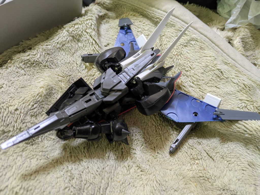 作品名：ザクスピードっぽいのをつくってみたい<p>ザクスピード自体はYouTube等画像観てこれは無理となりザクスピードのような戦闘機に変形する可変モビルスーツをつくろうと数日前に想い✨️ 昨日たのんでいたガンダムキュリオスが到着しキュリオス使ってザクIIエコプラとジャ [&hellip;]</p>
