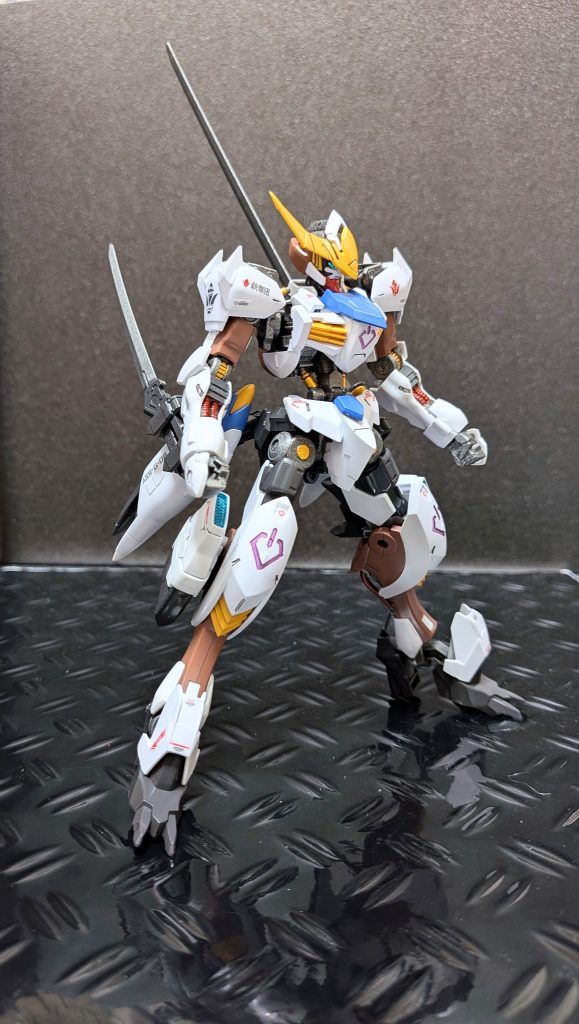 ガンダムバルバトスアダプト–3枚目/制作者：@Ymarl1