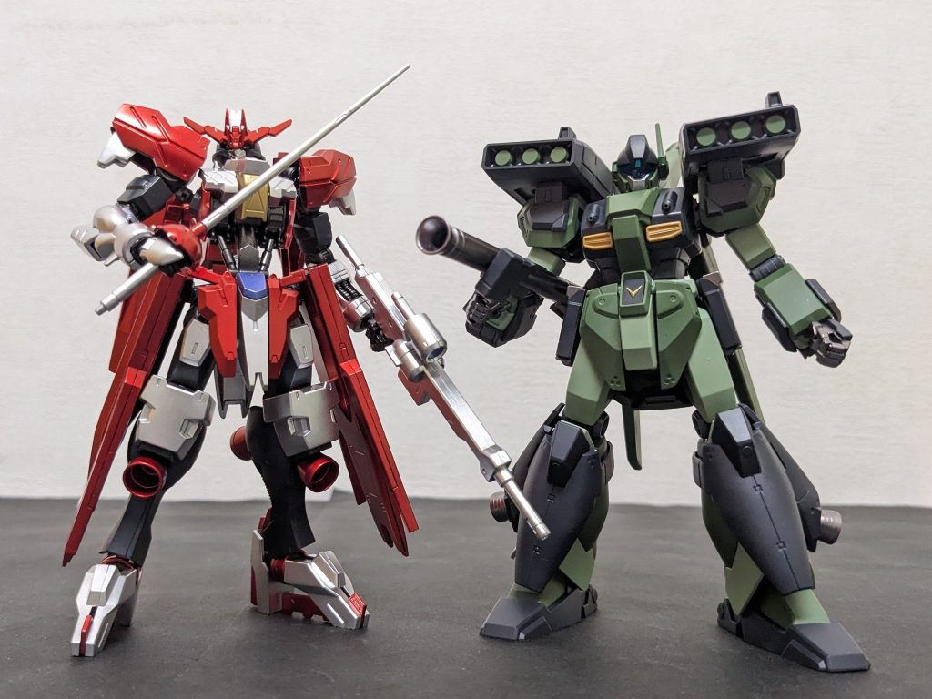 前作とのツーショット(世界線違うものの)一言に「ガンプラ」って言っても、ホント裾野広いですね