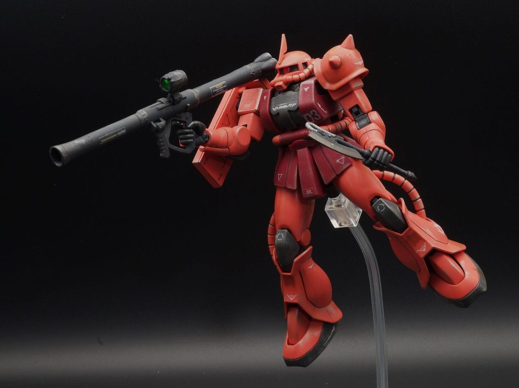 HGUC 1/144 シャア専用ザクII　成型色仕上げ–3枚目/制作者：あるむ