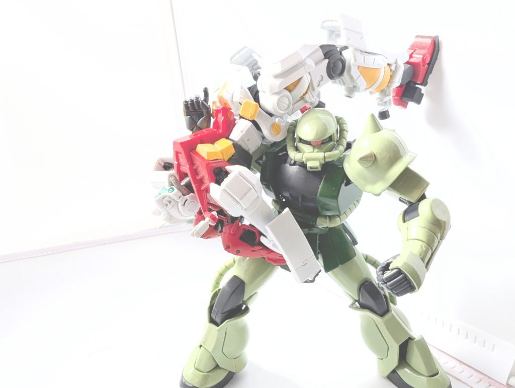 ゴーストガンダム（HG）とその他–2枚目/制作者：ザベール
