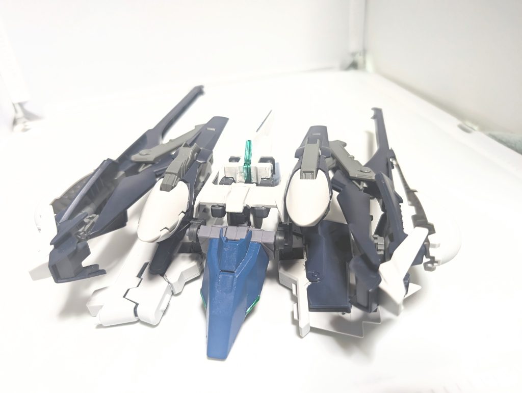 フルドドii・マンタレイF0091の支援型独立兵装でありM.E.P.Eの拡張機能を持つフルドド。各フォーミュラシリーズにも対応しておりF90にもドッキング可能。従来のフルドド以外にもミッションパックにも対応している為幅広い適応力を持つ。