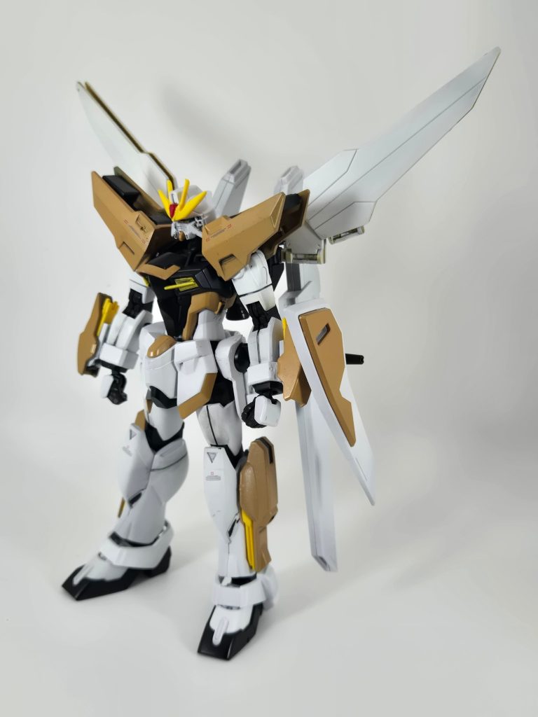 ガンダムdx、ライジングフリーダム、マイティストライクフリーダムをミキシングして作りました！