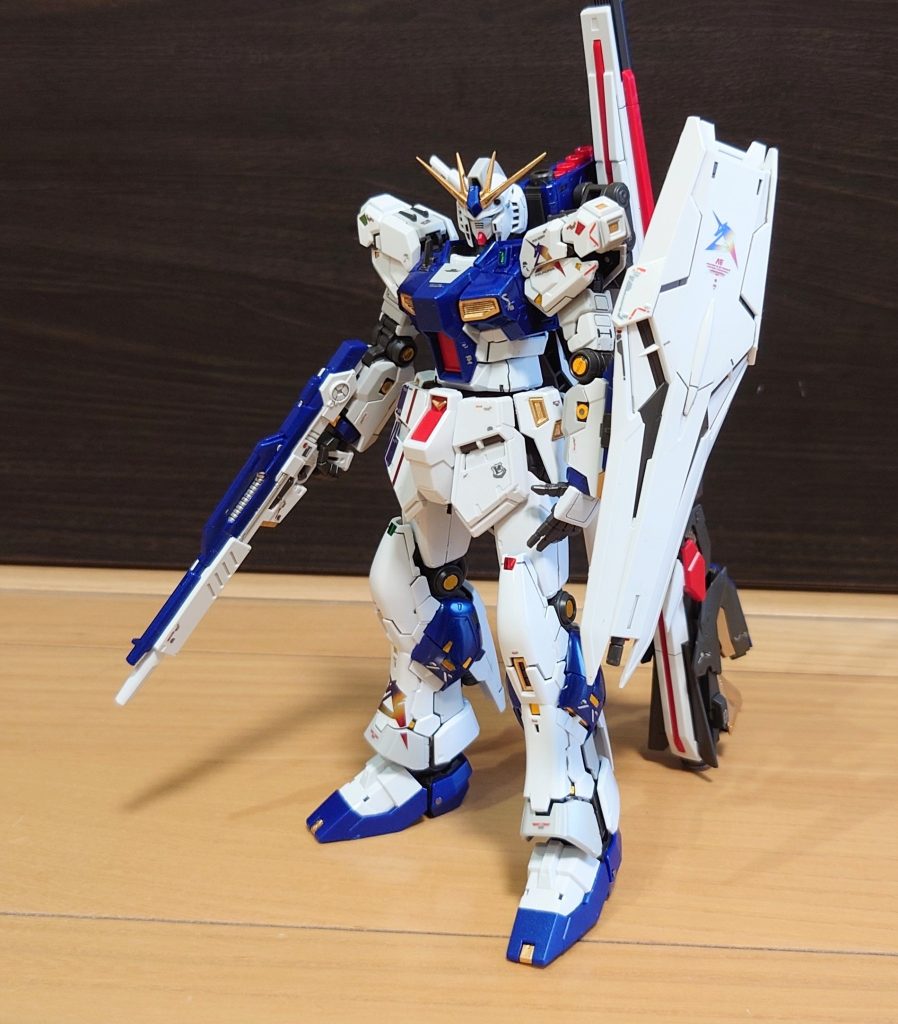 RG RX-93ff νガンダム–2枚目/制作者：隠れ蓑