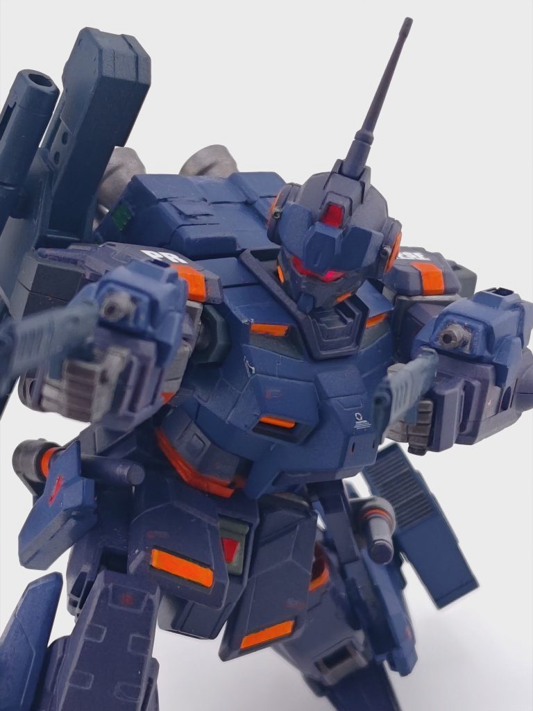 ハンドガンいいですねえ…