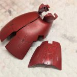 なんかギラギラしたCGみたいな塗装、とりあえず全パーツ終わり💨サザビーは明るい赤[…]