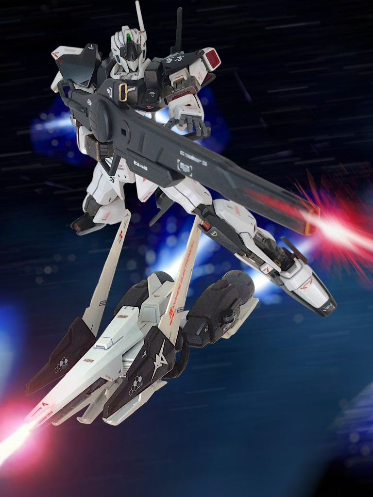 話を本題に戻します(gundam-kao5)実は百式系を初めて作りました素直なキットなので、いつもみたいに、いろいろくっ付けたくなりますが、百万式に見えなくなるので我慢・・・