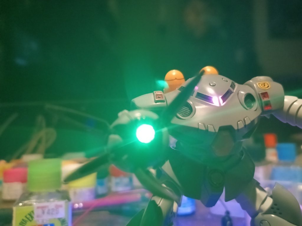 HG ズゴックE LED組込み–4枚目/制作者：福田 義康