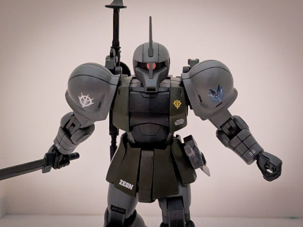 ゲラート・シュマイザー専用ザクⅠ (練習版)でした。週末にメルカリで販売予定です。→¥4,980で売れました。ありがとうございます。