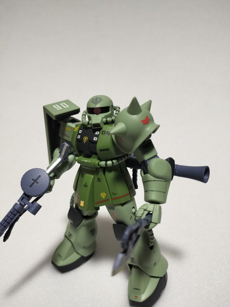 ちなみにスレンダー機体。