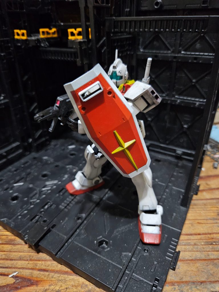可動もスタイルも悪くないな、ジムII機会があったらまた作りたい
