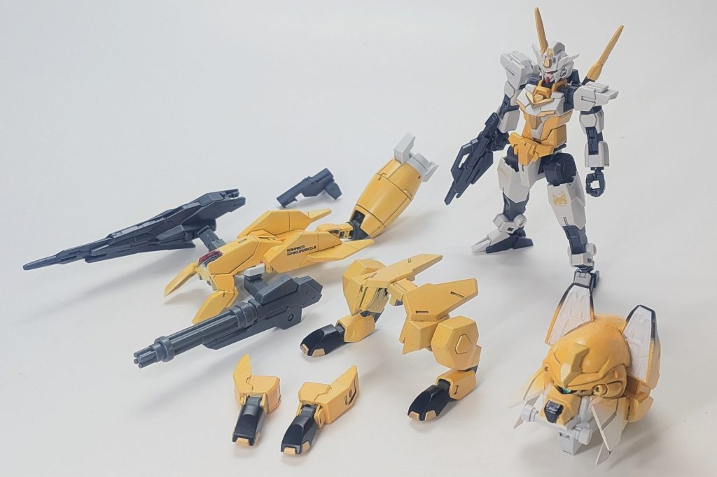 そんなわけで、各パーツを外して、本体はコアガンダムⅡになります。ただの色塗り替えですが、きなコアガンダムってコトで（笑）