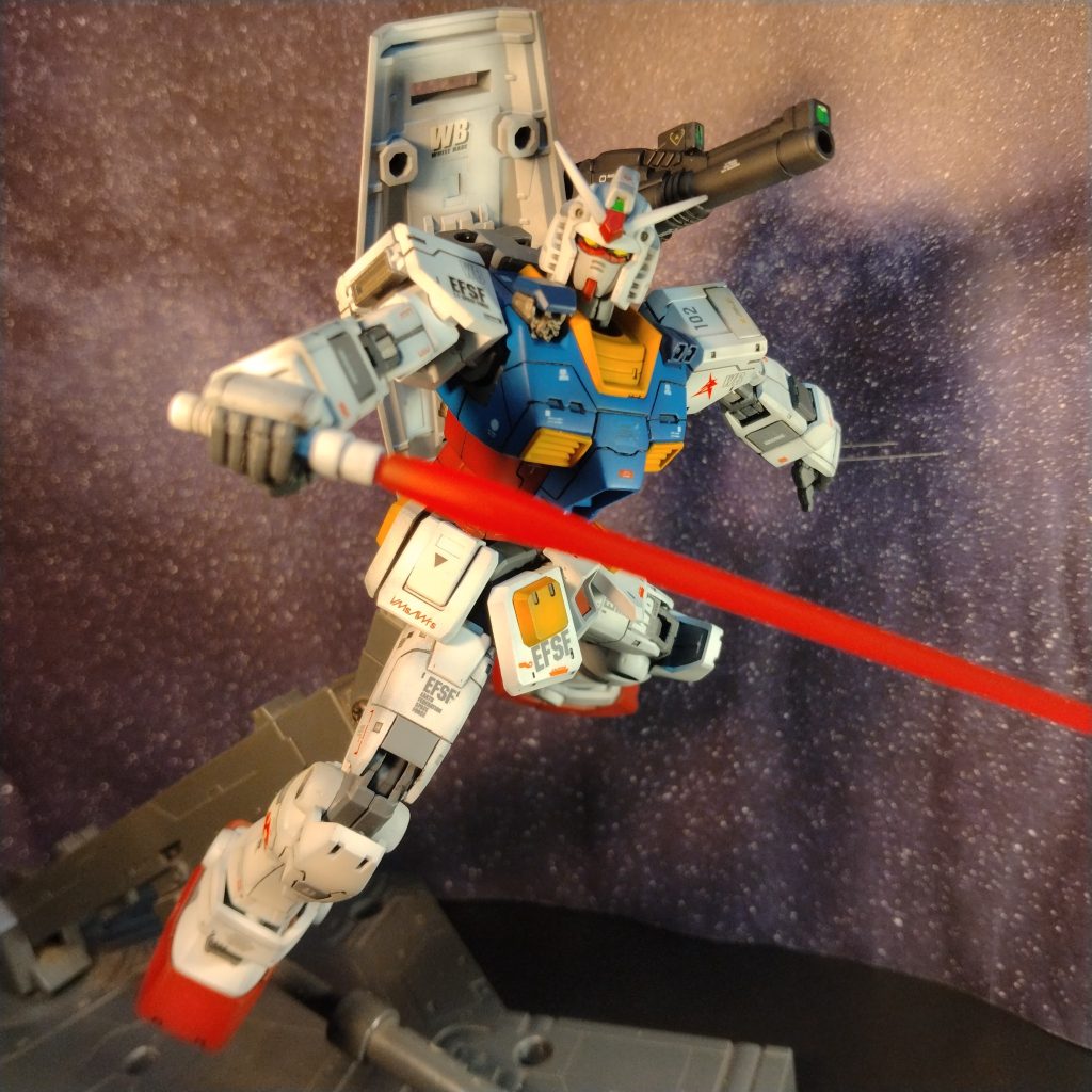 私は全てのHGのRX78を作った訳では無いですが！このHGオリジンガンダムを作ってみて！思いましたが！わりとHGのRX78の中では！一番か？もしくは上位に入るキットでは？と、感じました！😀ギミック！可動域、武装類、トドメのプロポーション！どこを取っても文句なしと思いました！😄