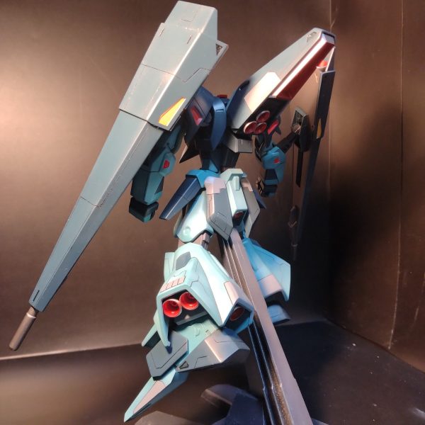 組み上がりました！😀取り敢えずはここでストップして！今晩にデカールとトップコートをやろうと思います！😄次はデカール貼ってトップコートして乾燥してる画像を製作ストーリーのラストにアップしようと思います！😀（4枚目）