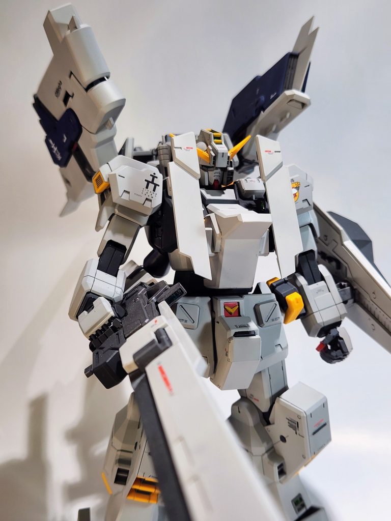 ヘイズル改は以前から積んでいたキットで、フルドドはG5サミットの時に購入したものです。デザインがマッシヴだし、拡張性もあり格好良いなと思うのと、みんなで集まったG5サミット(親父呑み会)の時の思い出にもなるし、とても気に入りました。
