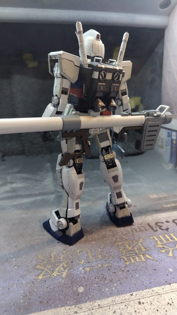 ガンダム–4枚目/制作者：sasayan