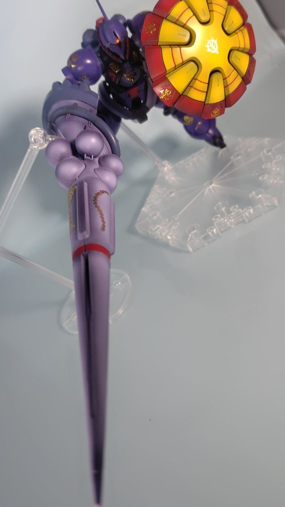 槍、身長ぐらいあるんや…箱がデカい理由。